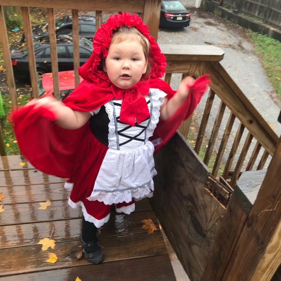 Meet your Posher, Alexa - Picture 2 of 8